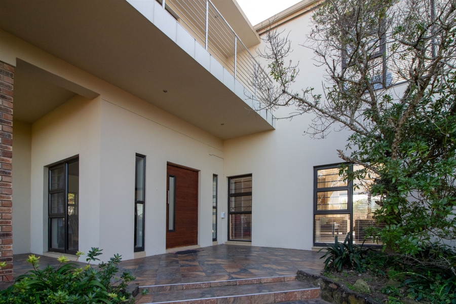 6 Bedroom Property for Sale in West Bank Eastern Cape